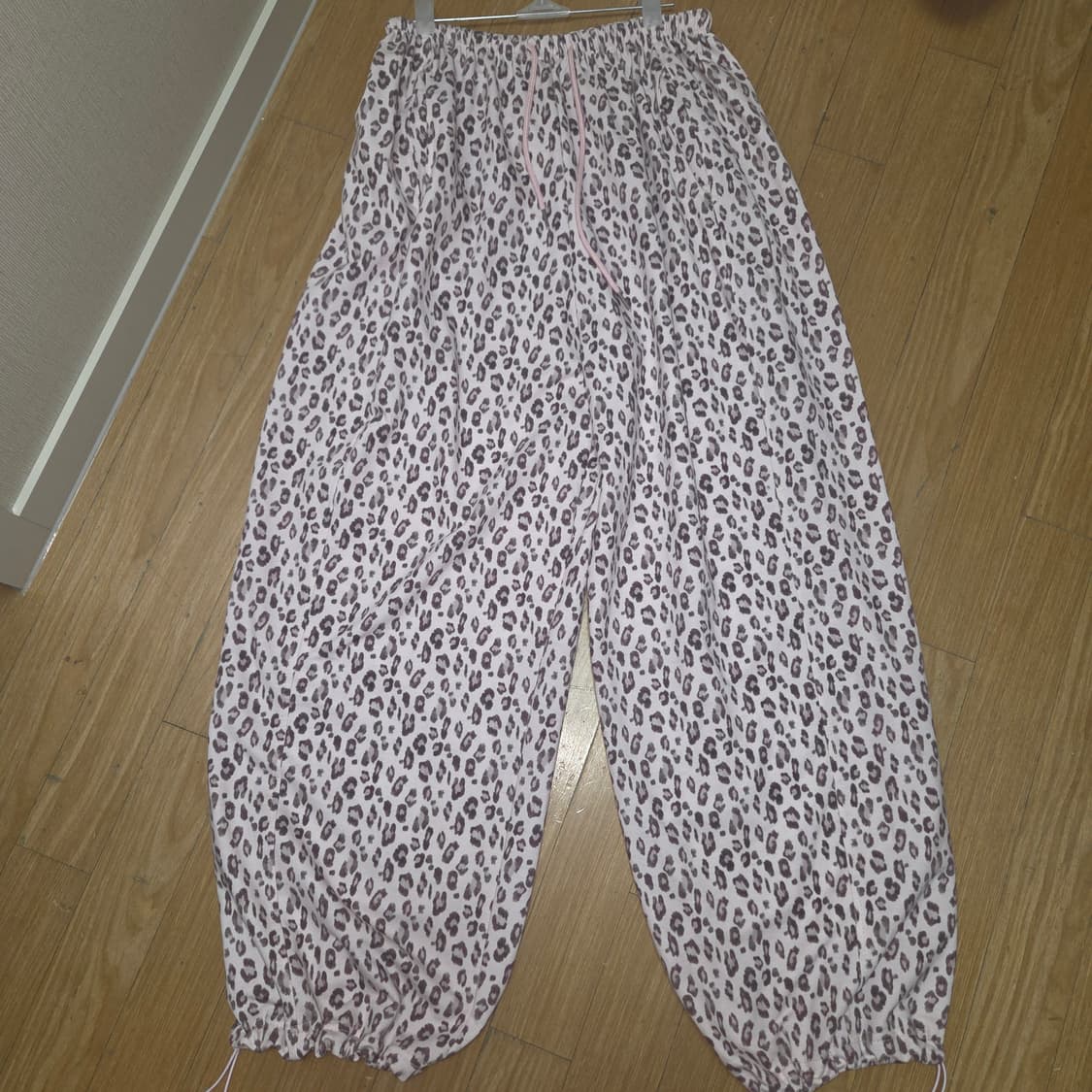 레오파드 호피무늬 바지 상품이미지1