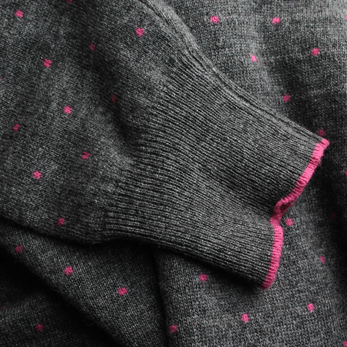 일 모로 차콜그레이 니트 상의 66 상품이미지4