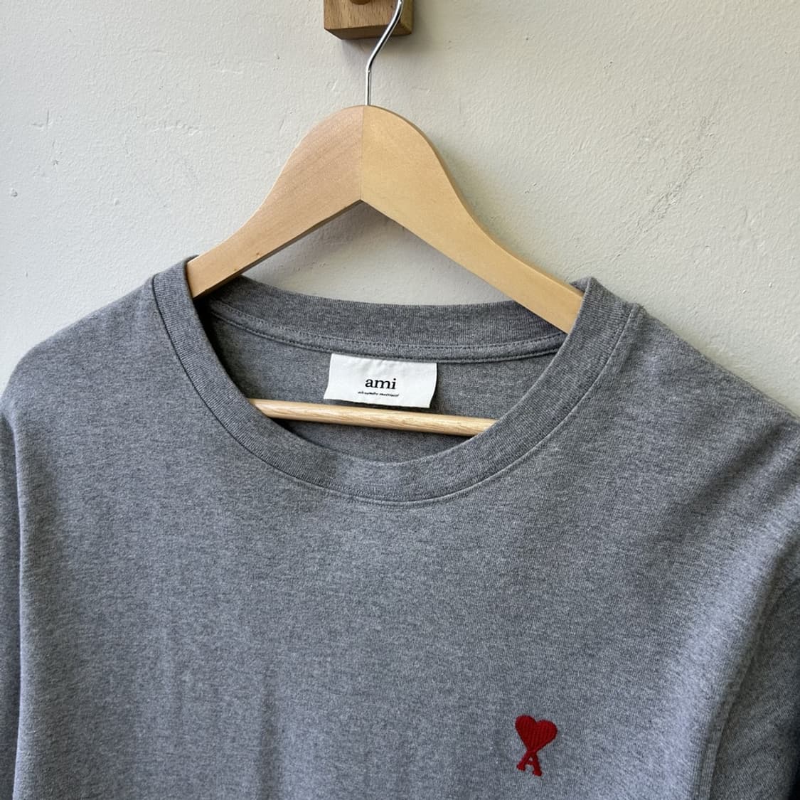 15919 - 아미 스몰 하트 롱슬리브 상품이미지3