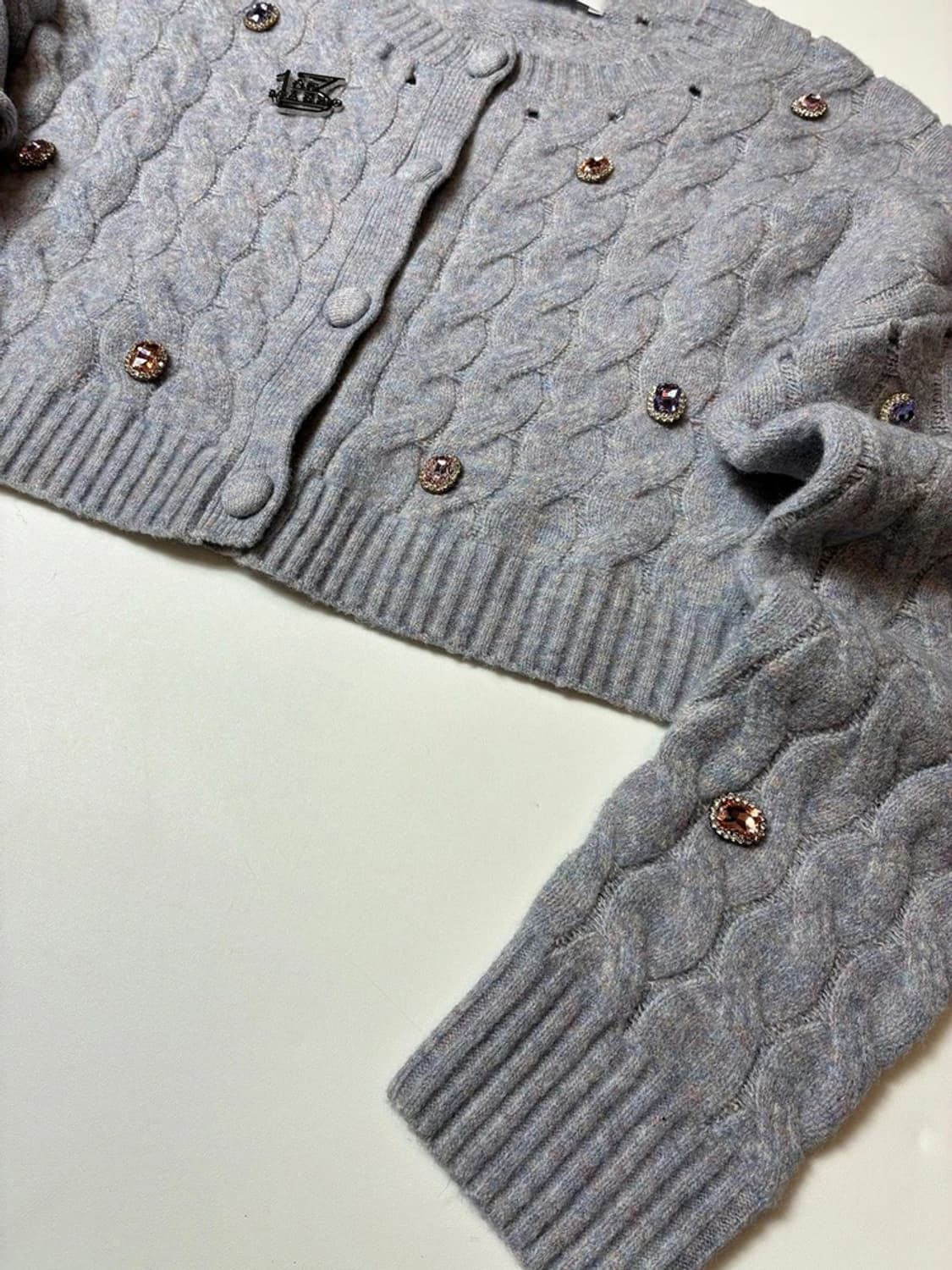 13DE MARZO 큐빅 크롭 케이블 니트 가디건 PN8717 상품이미지4