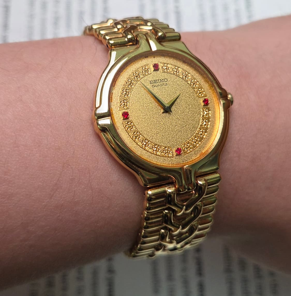레어] 빈티지 세이코 금바리판 4P레드포인트 쿼츠 브레이슬릿 ver.
 상품이미지10