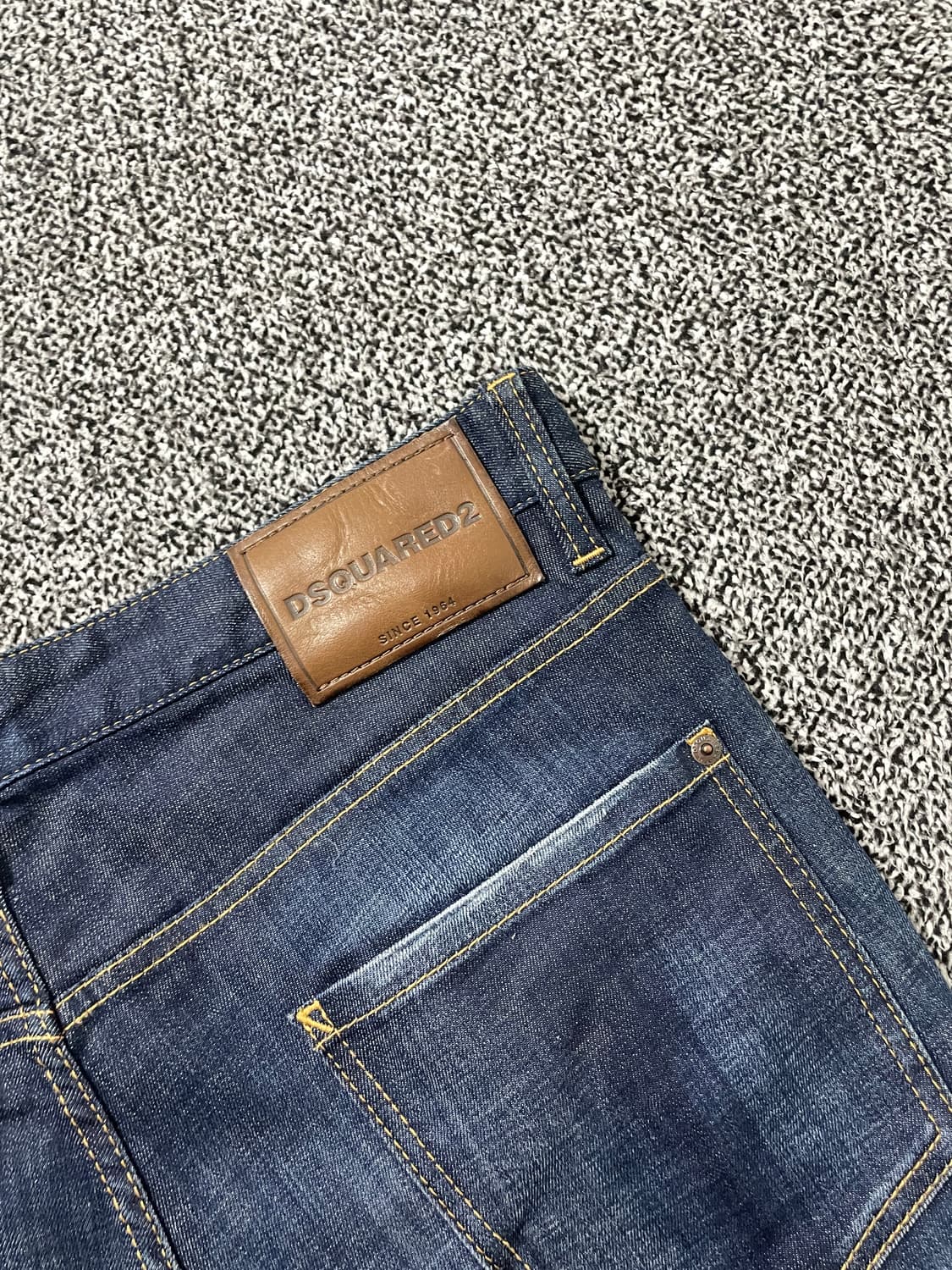  빈티지9. Dsquared2 디스퀘어드2 워싱 진청 데님 팬츠 청바지 상품이미지2
