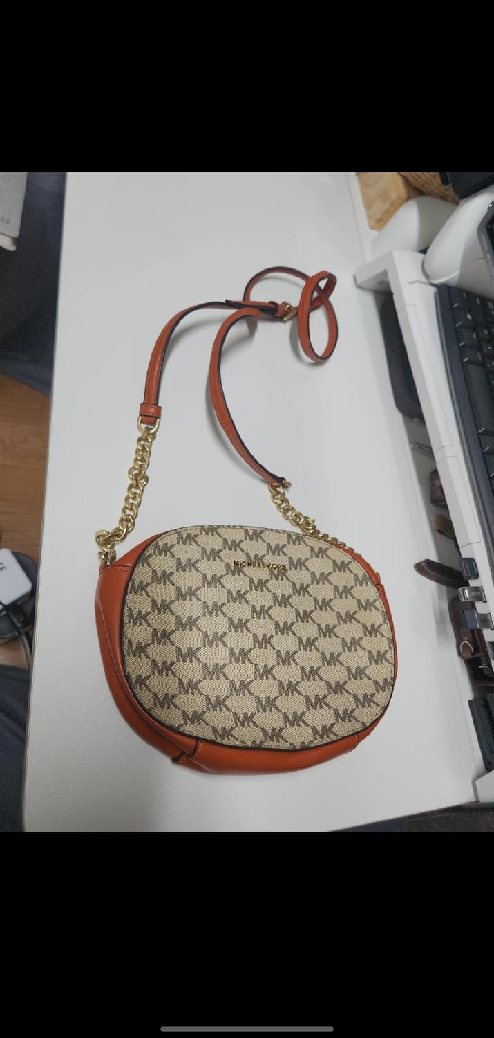 마이클 코어스 MK 로고 크로스백 오렌지 상품이미지1