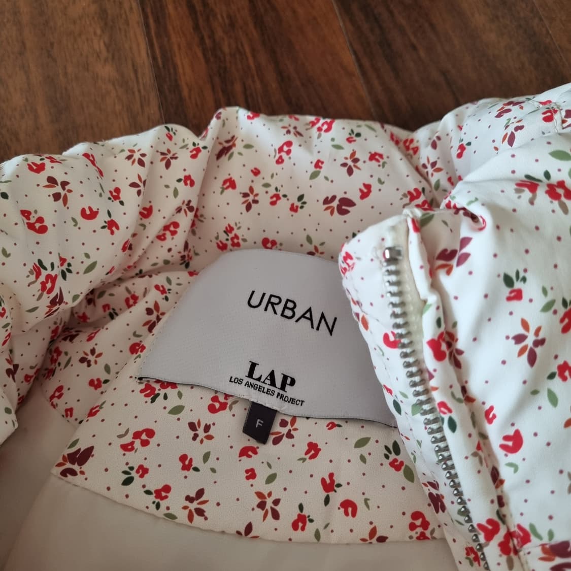 LAP 랩 꽃무늬 크롭 숏패딩 푸퍼자켓 상품이미지6