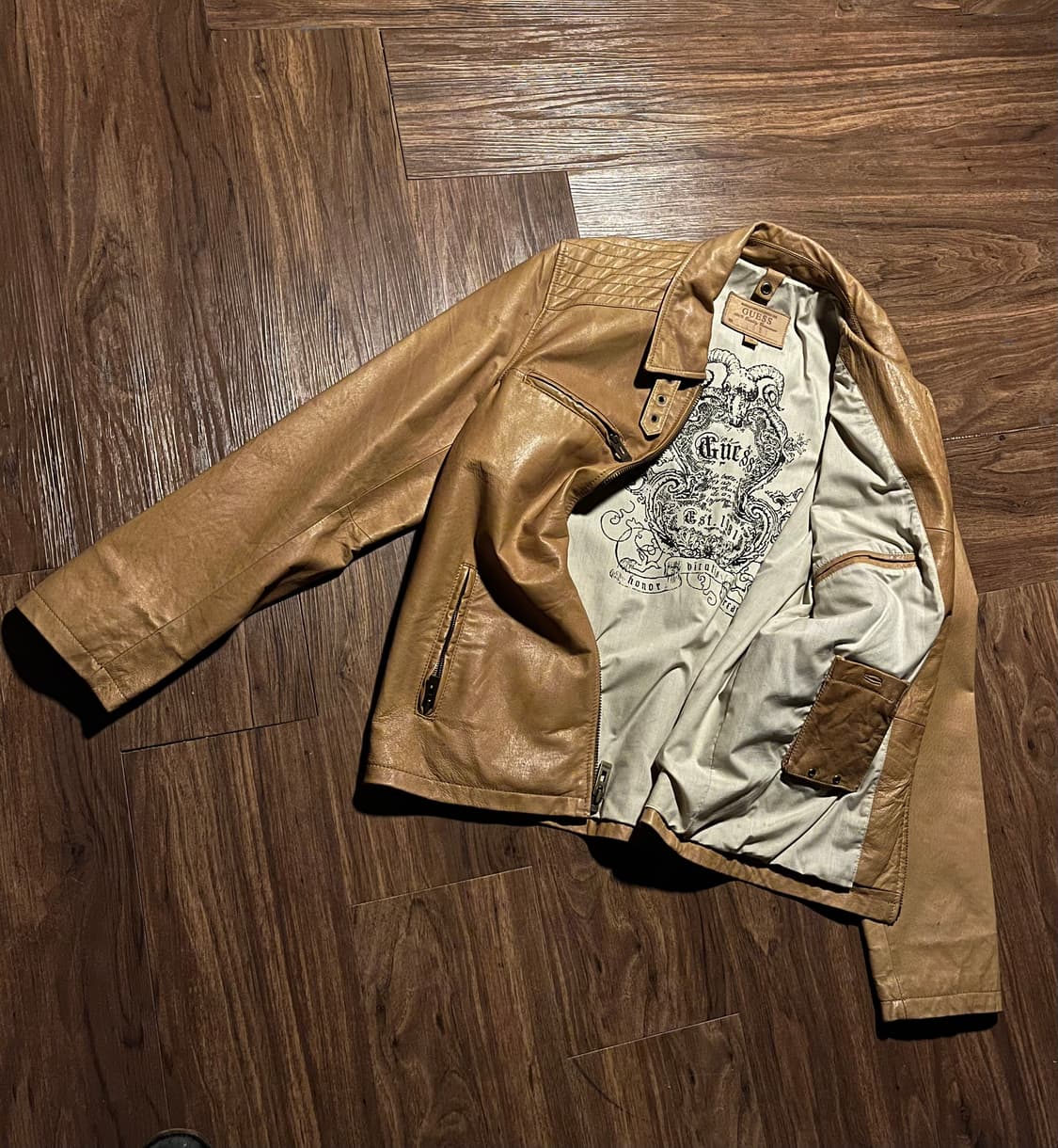 Guess real leather skull jakcet 상품이미지1