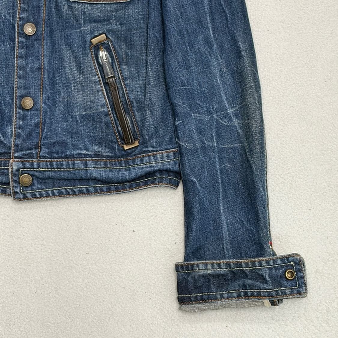 DSQUARED2 포니헤어 카라 크롭 클래식 데님자켓 38 상품이미지2