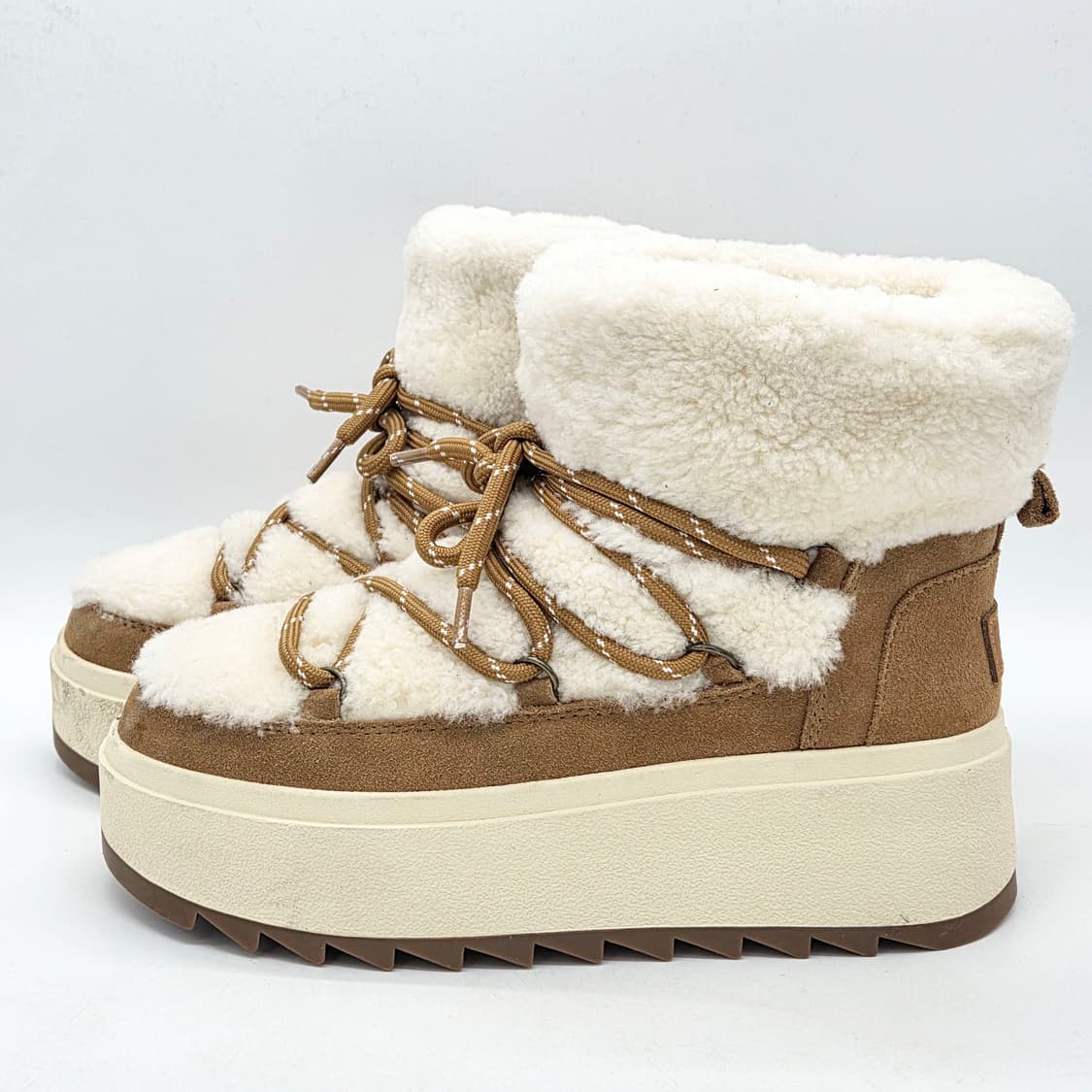 어그 우먼스 오즈웨어 칼굴리 시어링 부츠 (270) 상품이미지1