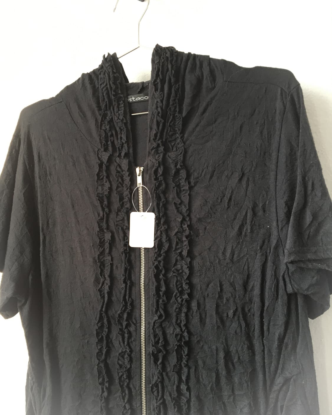Frill point half sleeve hood zip upFrill 상품이미지4