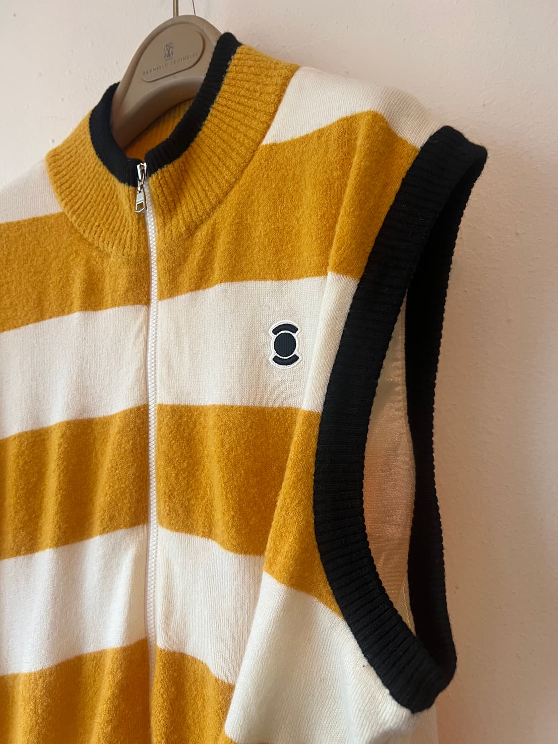 와이드앵글 남성 옐로우 골프 울방풍 조끼  상품이미지3