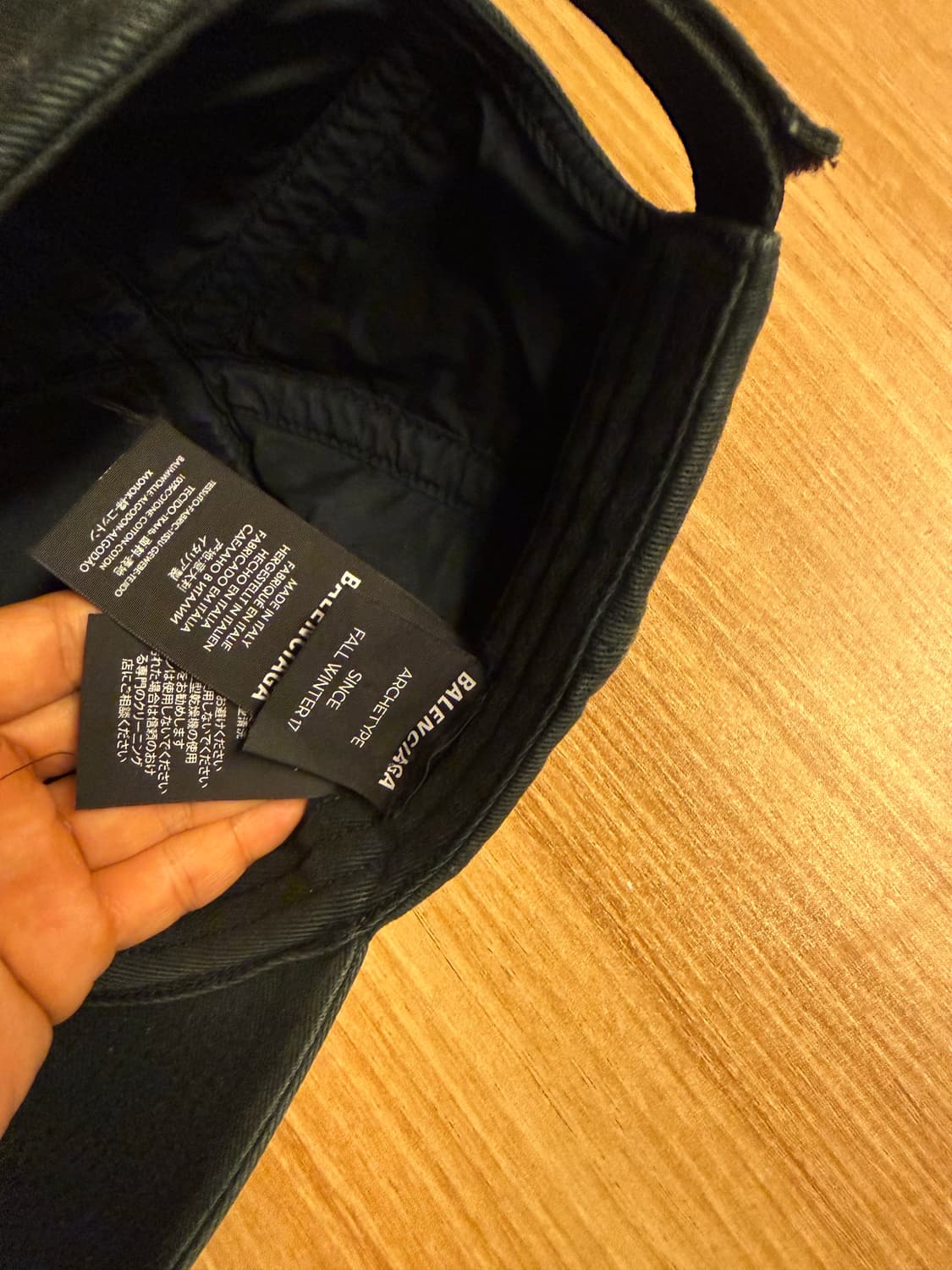 발렌시아가 볼캡 상품이미지3