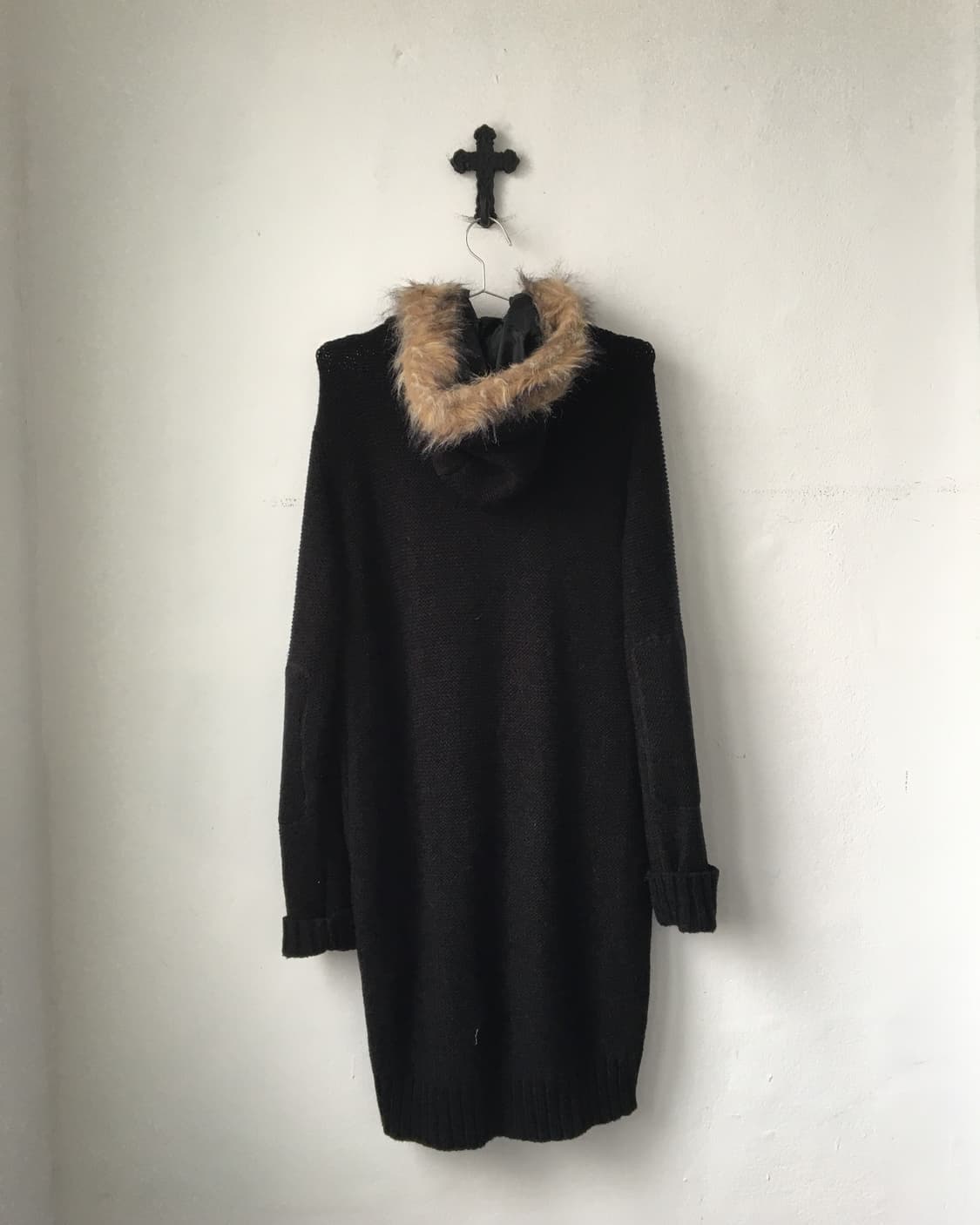 Fake fur hood knit zip up 상품이미지3