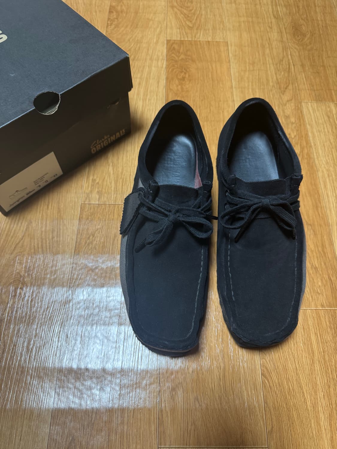 [Uk9] 클락스 x 지용킴 선 블리치드 왈라비 블랙 상품이미지3