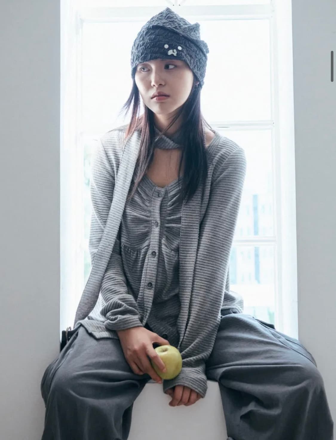 허그유어스킨 니트 베이비돌 가디건 챠콜 상품이미지2