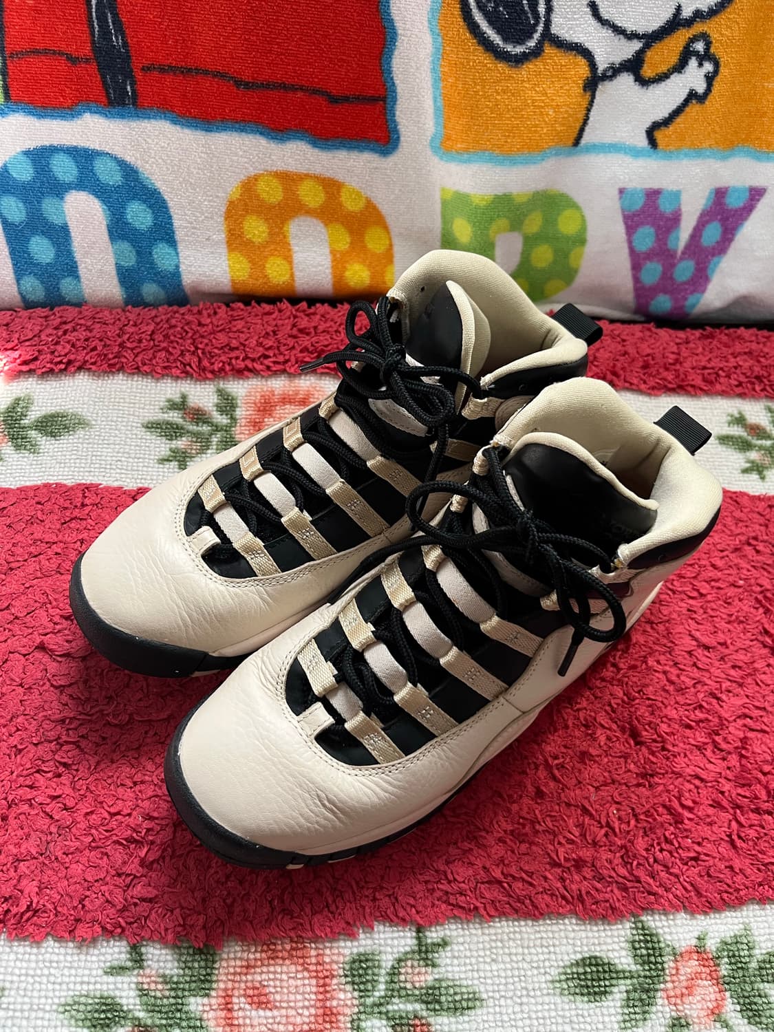 나이키 조던 10 레트로 프리미엄 '헤어리스' 펄 화이트 240 상품이미지1