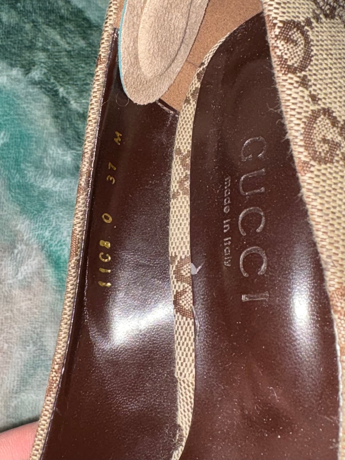 구찌 GG 캔버스 오픈토 펌프스 힐 상품이미지8