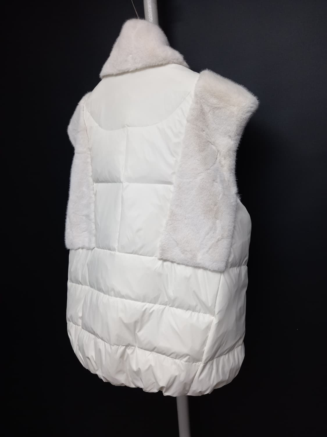 새 루나코어스 밍크패딩 베스트 66 상품이미지5