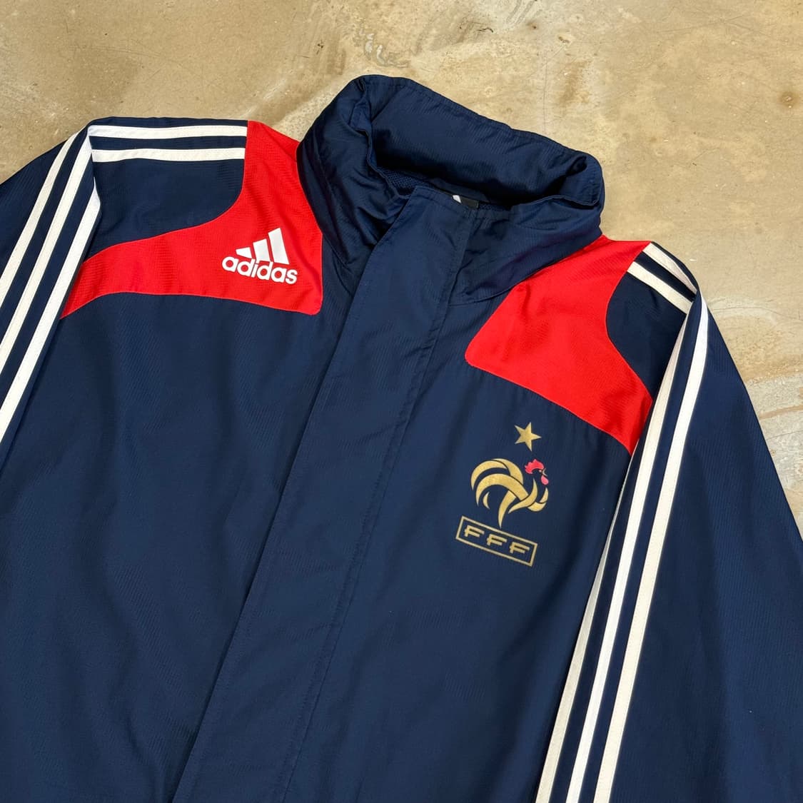 110 아디다스 프랑스 레드파이핑 네이비 내장후드 바람막이 상품이미지1