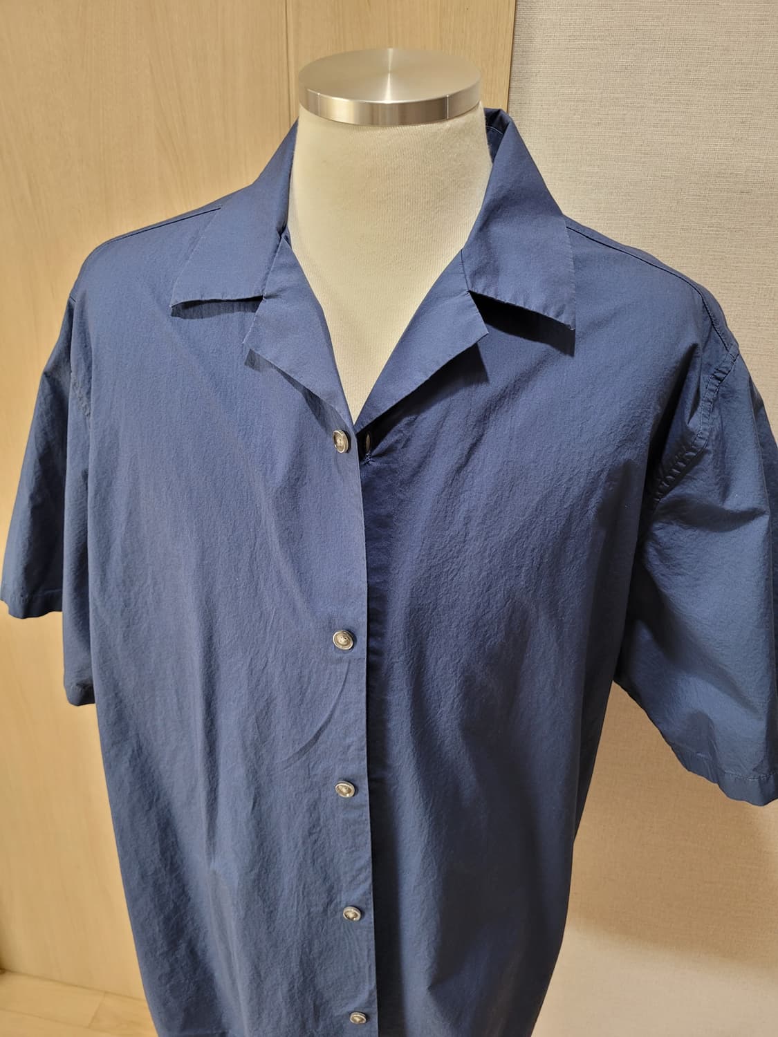 디자인유나이티드 DESIGN UNITED 남자 반팔 셔츠 110 딥블루  상품이미지2