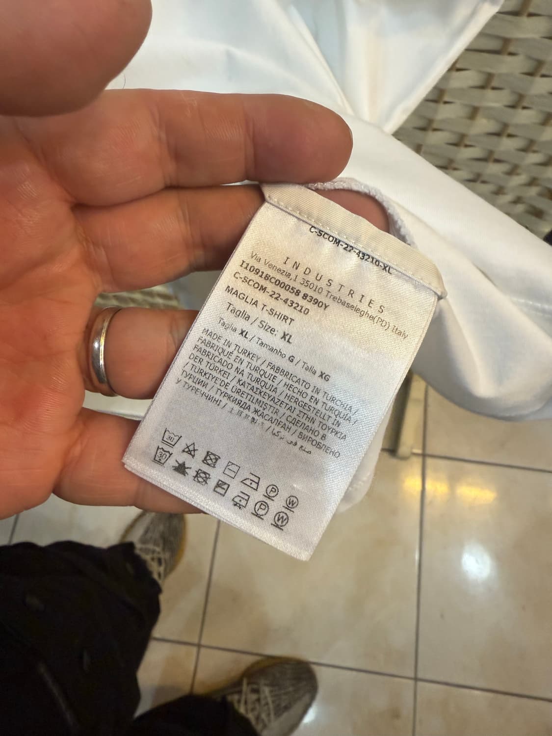 105/22ss 정품 몽클레어 반팔 팝니다 상품이미지4