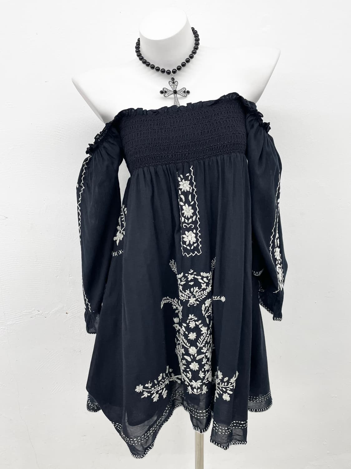 에스닉 자수 오프숄더 원피스 상품이미지2