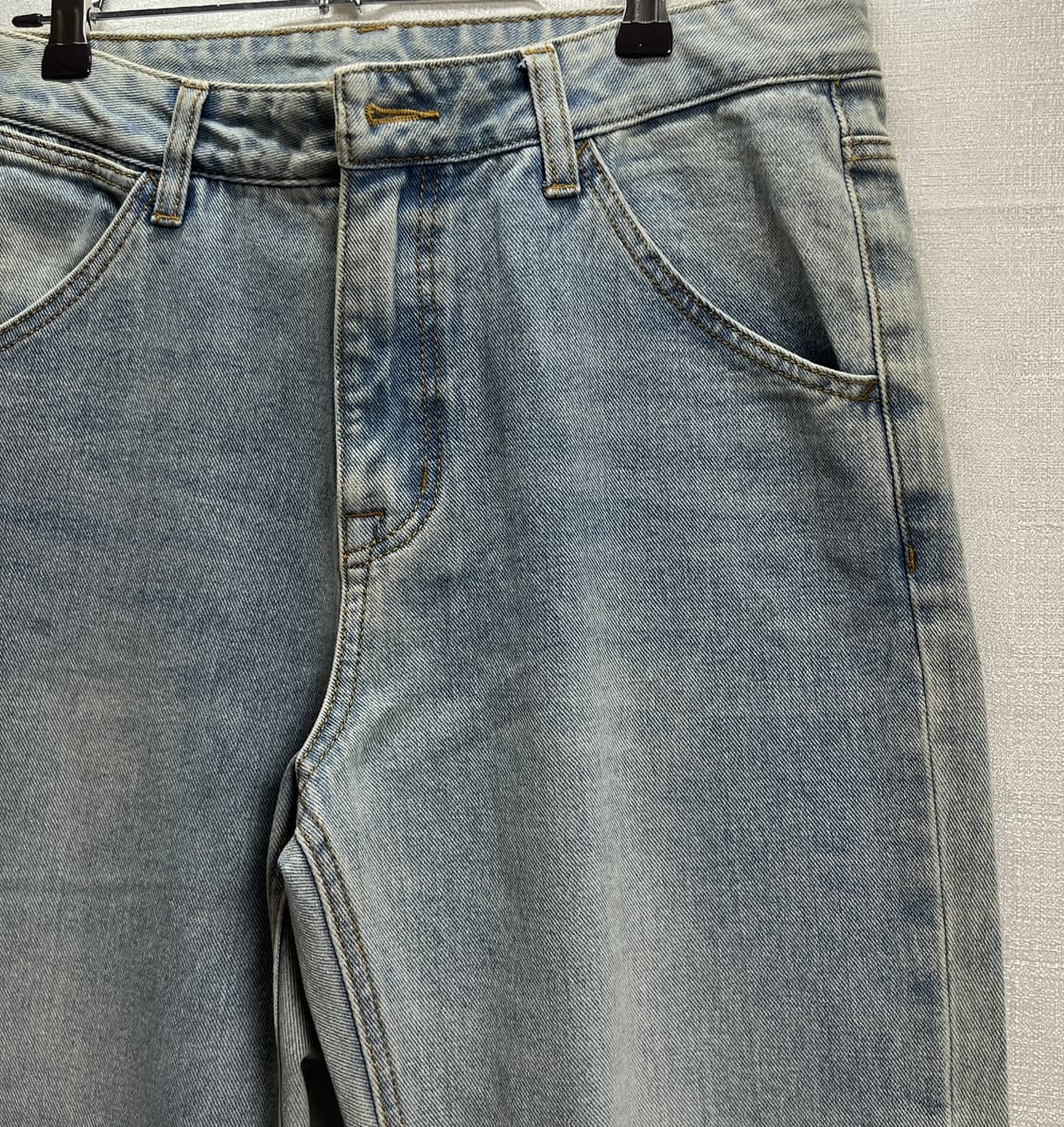 새상품 스파오 와이드 연청 데님팬츠 32 상품이미지3