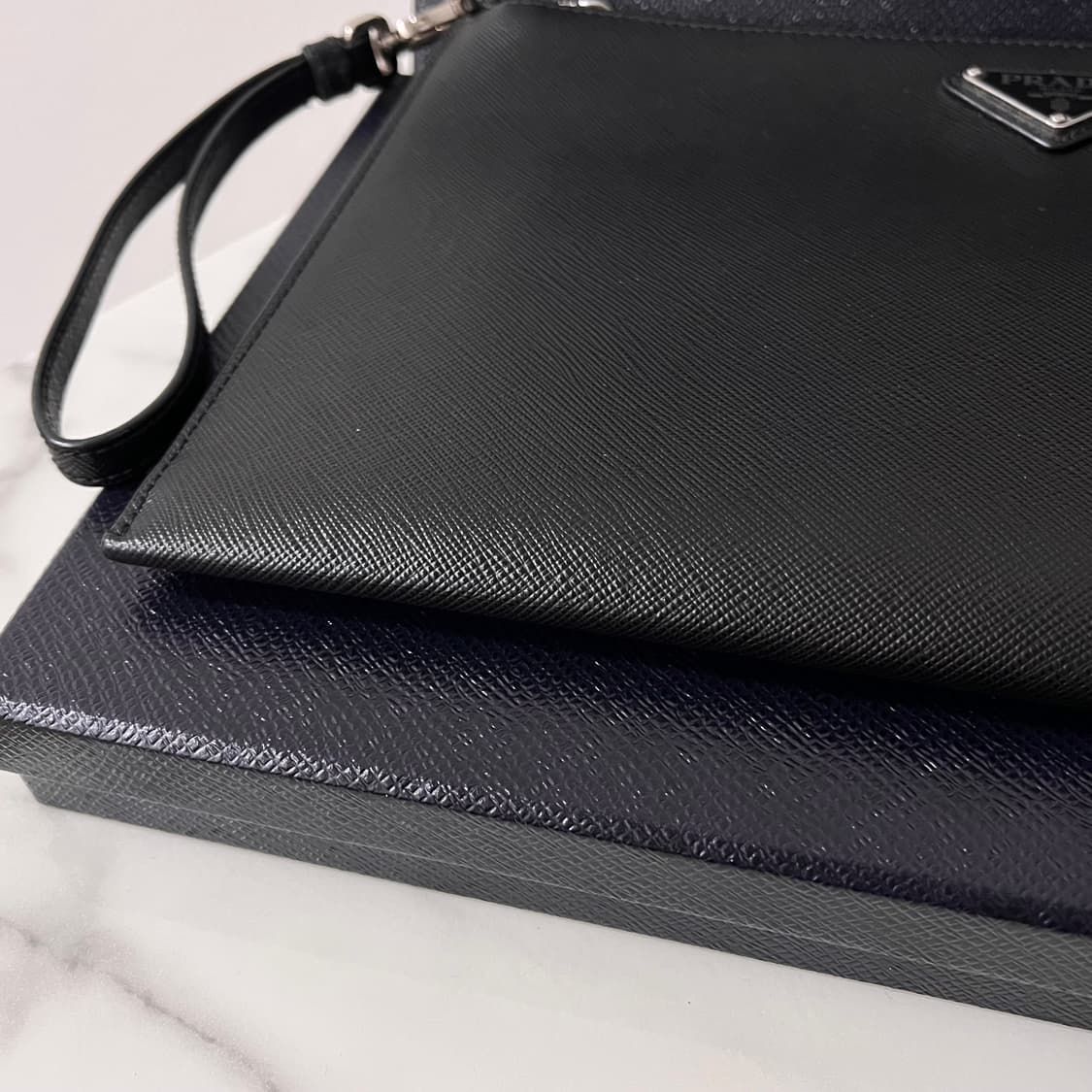 [A급/정품] 프라다 사피아노 클러치백 블랙 2NH005 상품이미지8