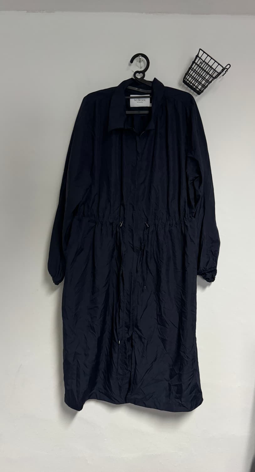 여성 쏘울 sowool 미들 셔링 바람막이 롱 집업 코트 77 네이비 상품이미지1