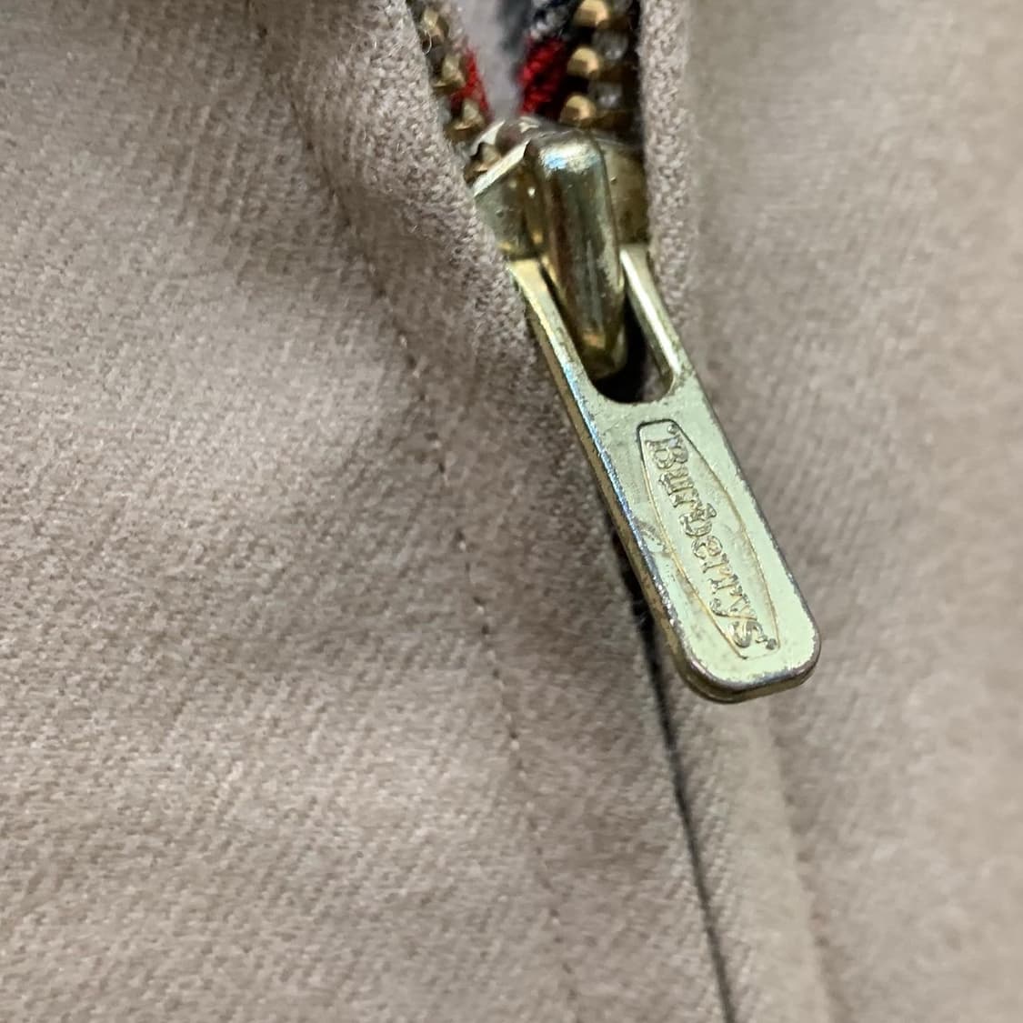 버버리 베이지 울 바라쿠타 해링턴 자켓 상품이미지8