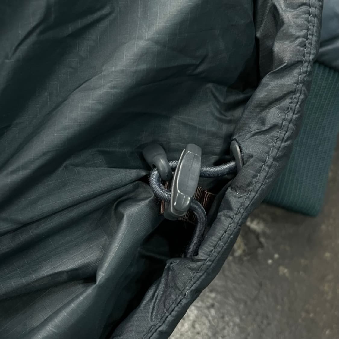 100 콜럼비아 경량패딩 상품이미지5