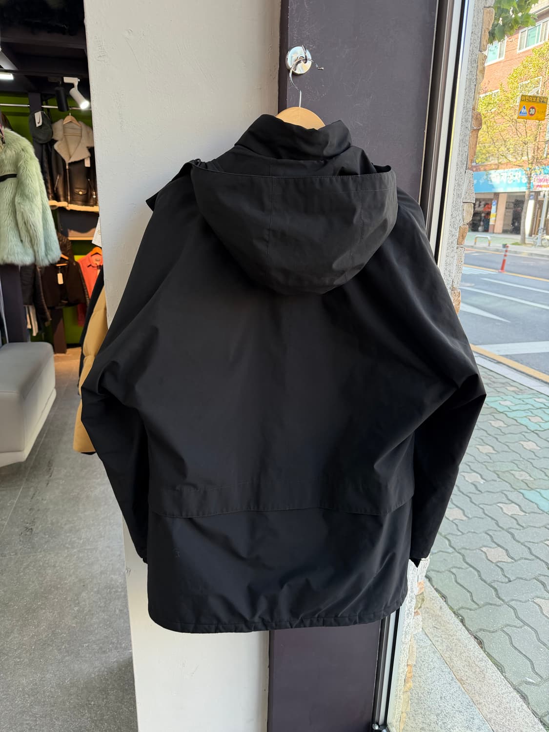 50/ 프라다 스포츠 레드탭 고어텍스 패딩자켓 상품이미지7