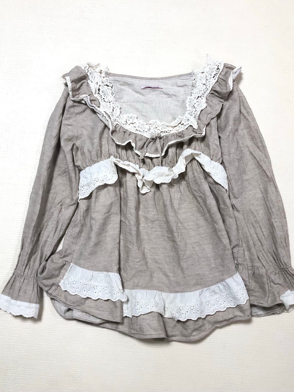 빈티지 베이지 프릴 블라우스 상품이미지6