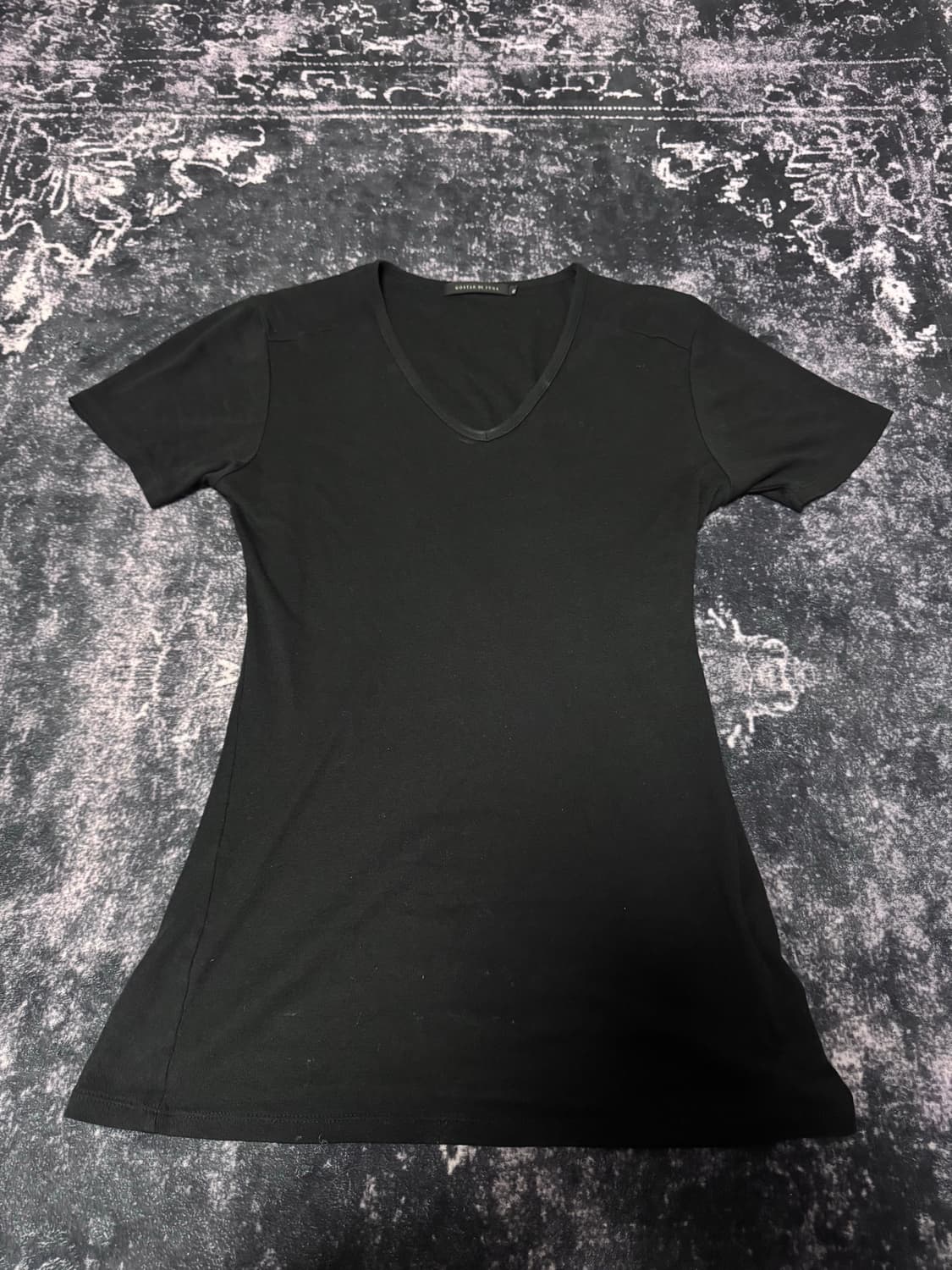 Fuga V-neck black T-shirt 상품이미지2