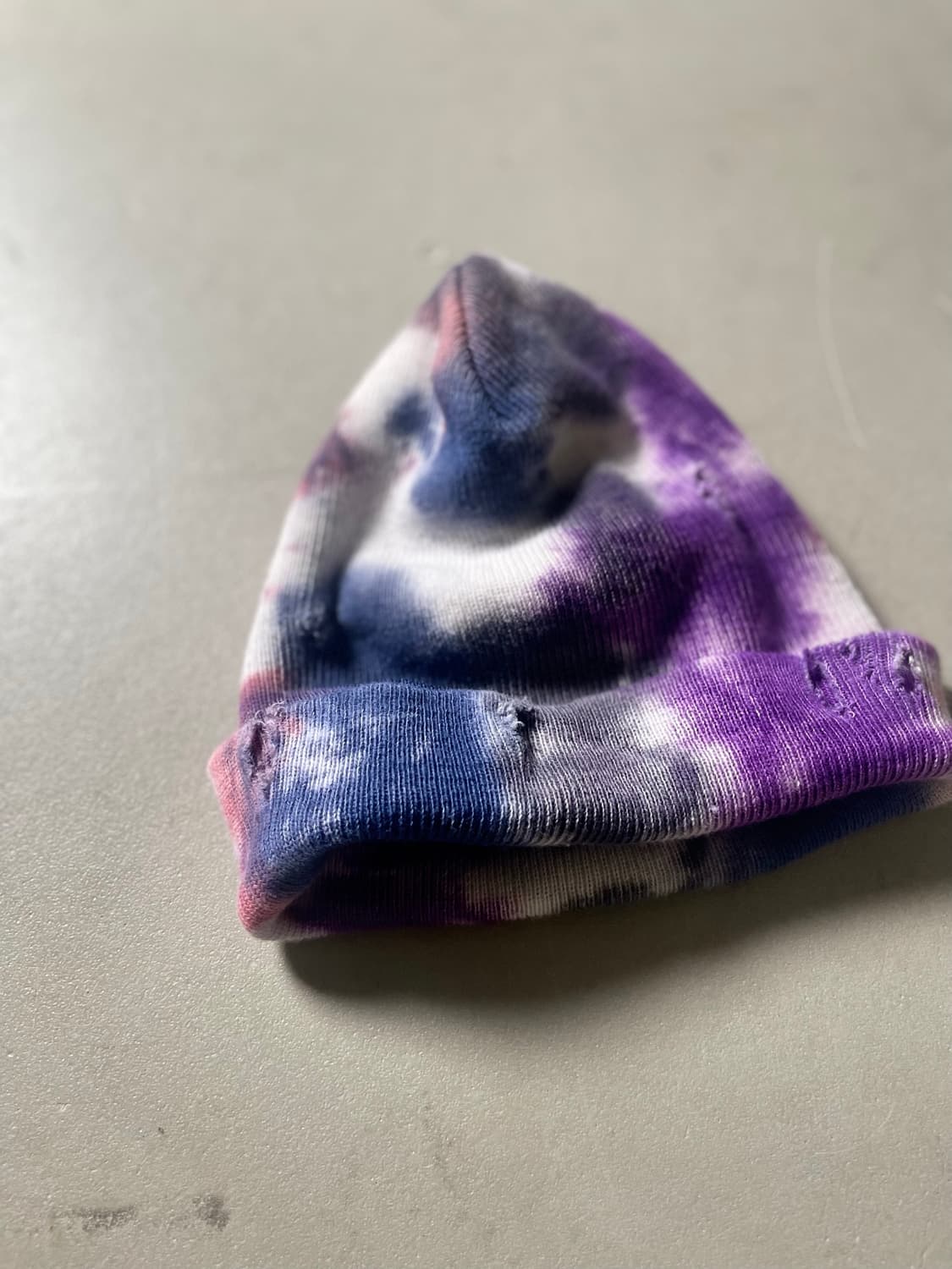 KZ ATELIER Hand Dyed Distressed Beanie 상품이미지2