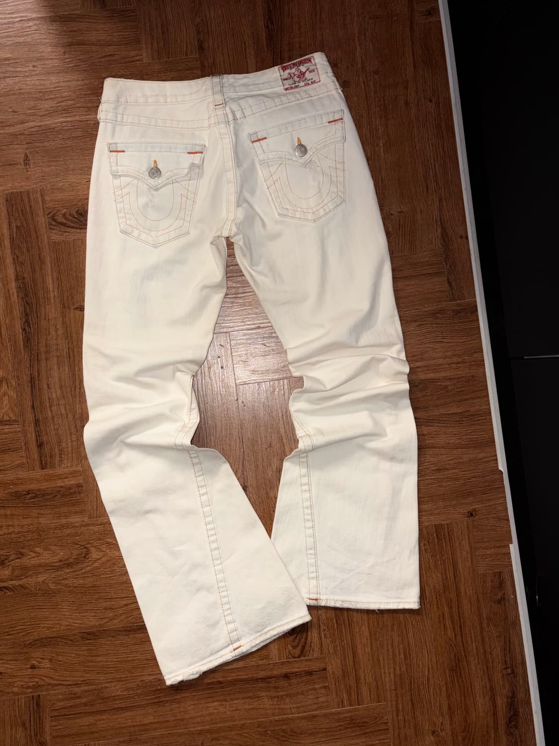 트루릴리젼 부츠컷 화이트 데님팬츠 상품이미지5