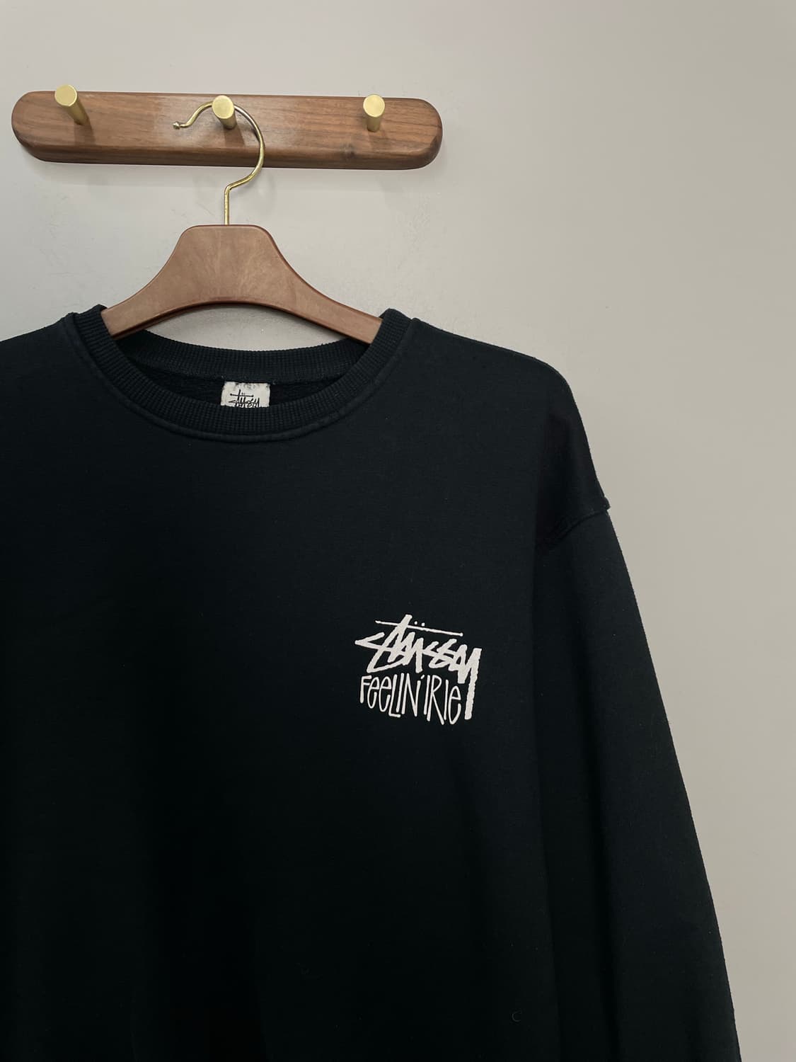 스투시 그래픽 블랙 맨투맨 H2053 상품이미지4