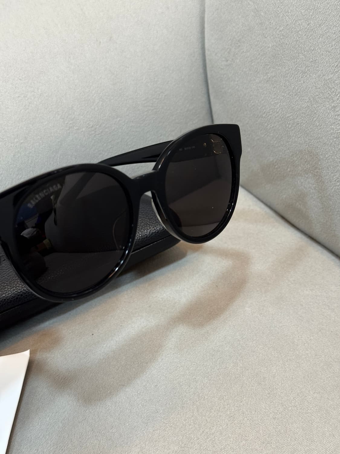 발렌시아가 BB 선글라스  상품이미지4