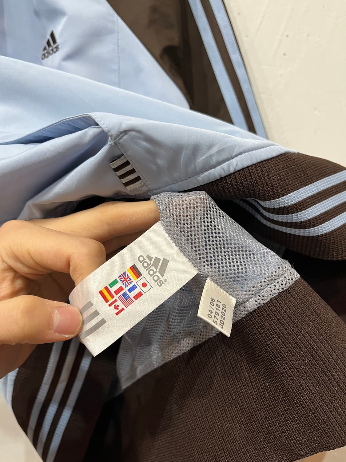 아디다스 재팬 스카이블루 브라운 윈드브레이커 우먼즈 상품이미지9