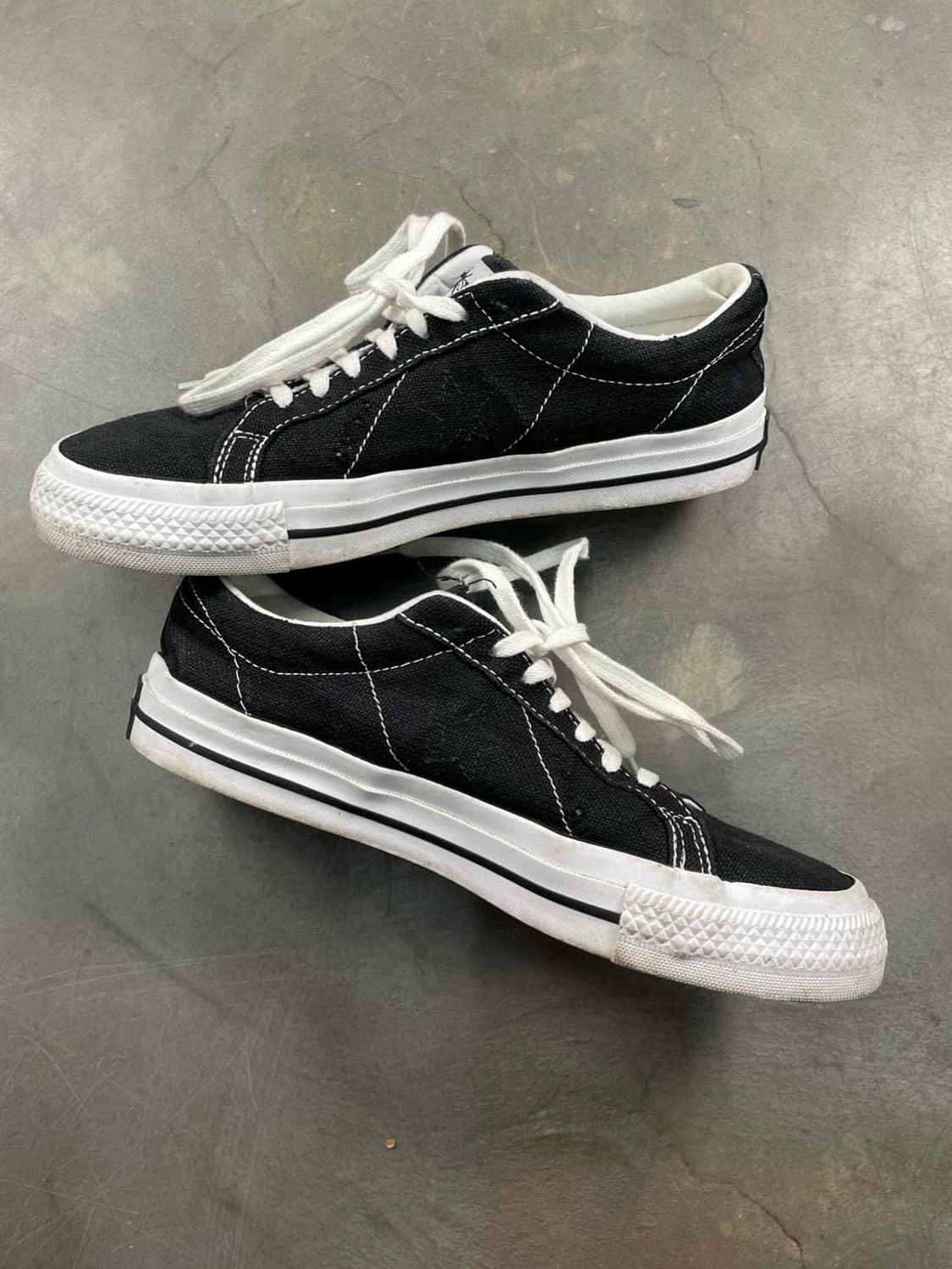 스투시 X 컨버스 스니커즈 상품이미지4