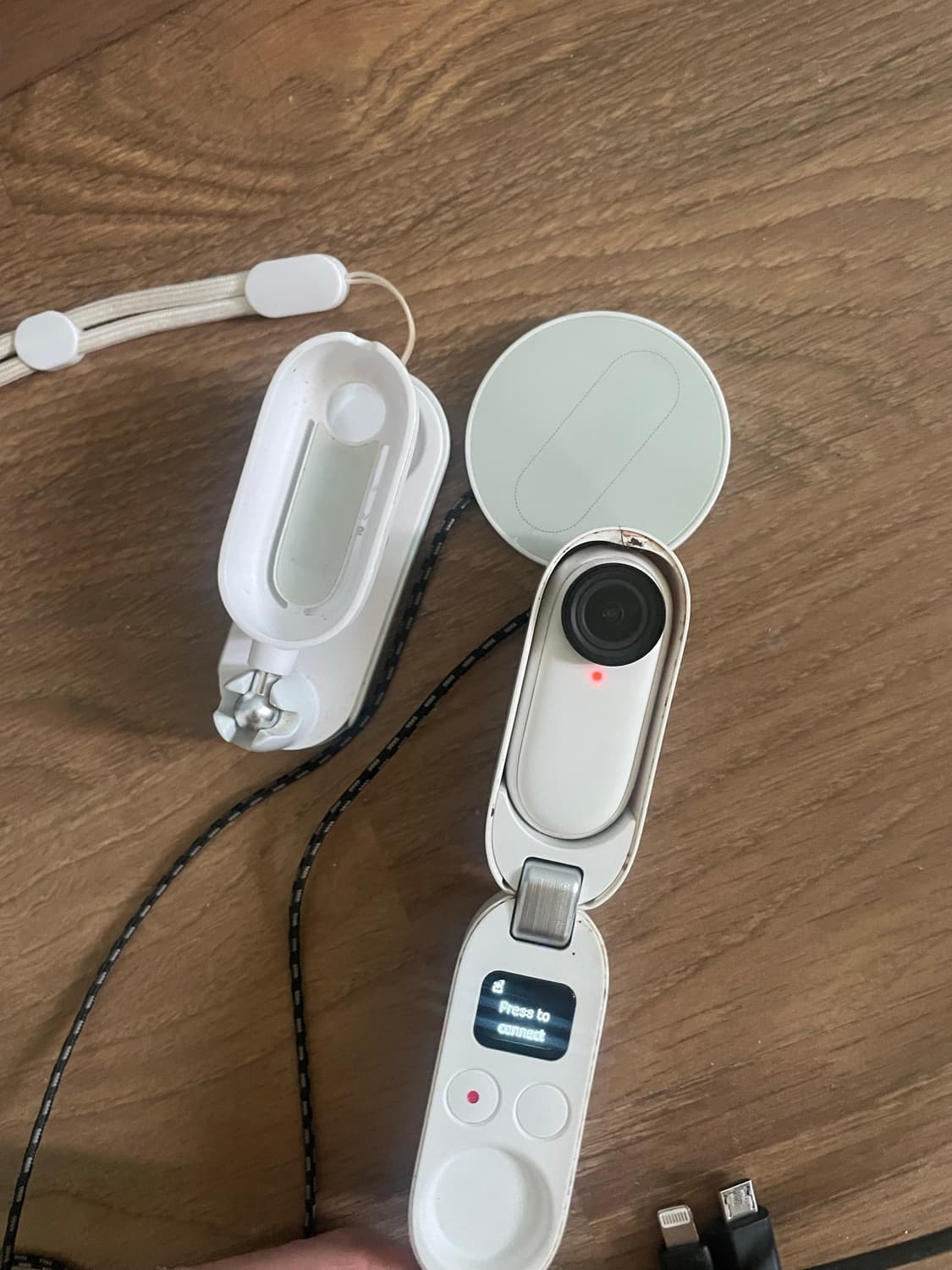 인스타 360 go2 상품이미지1