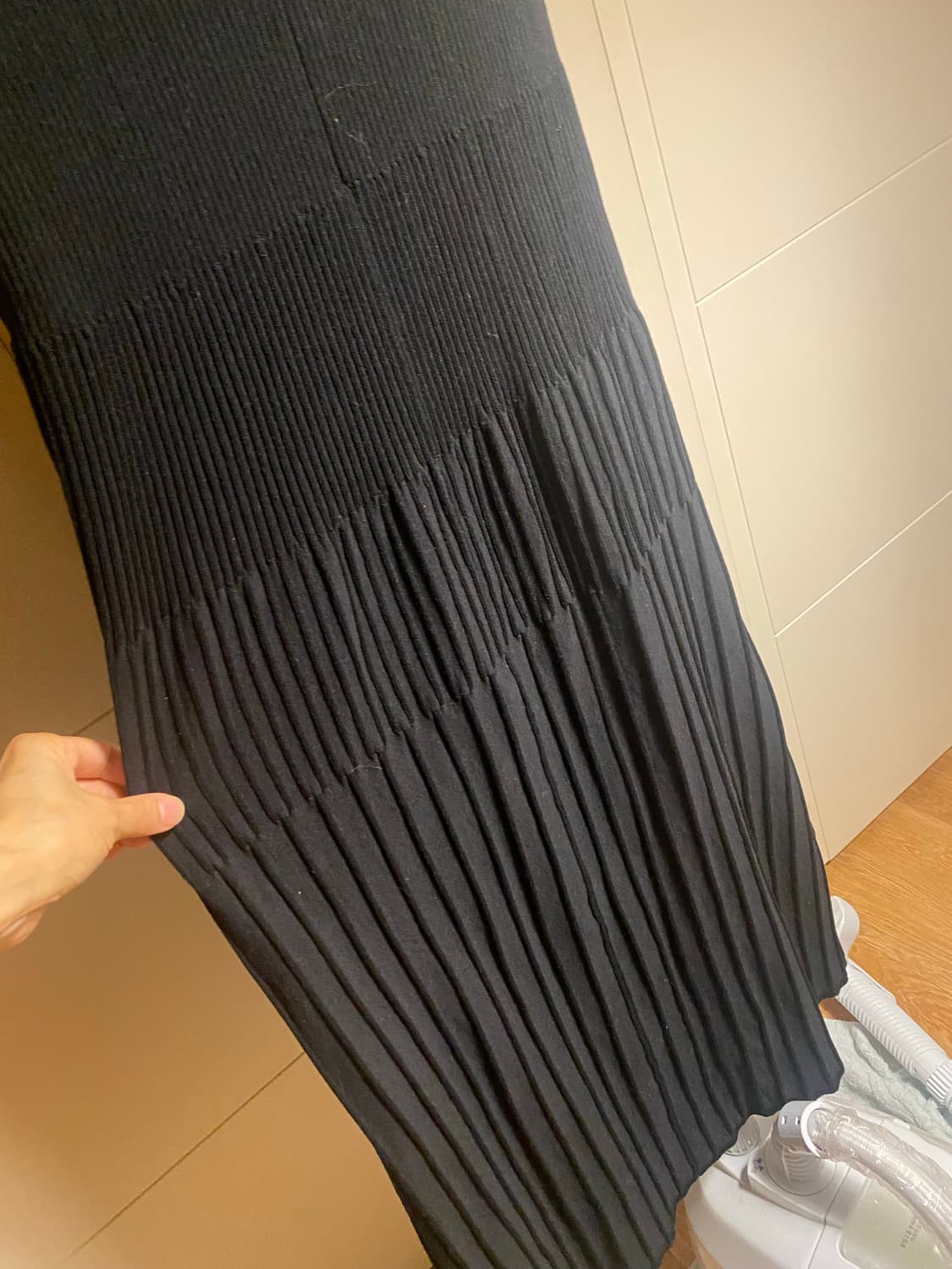 GU 블랙 플리츠 원피스 M 상품이미지5