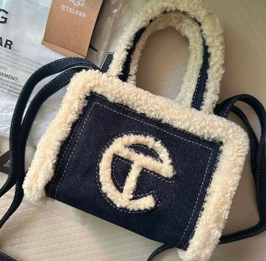 텔파 어그 스몰 쇼핑백 상품이미지1