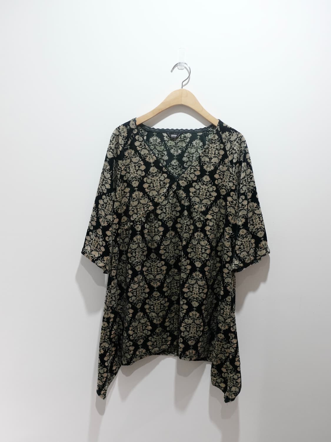 SABUROKU top 상품이미지1