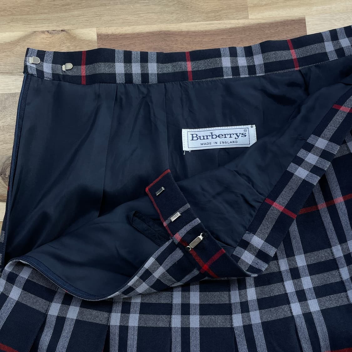 버버리 90s 노바체크 플리츠 울 스커트 네이비 상품이미지4