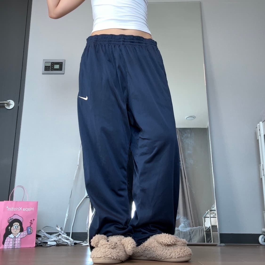 나이키 네이비 배색 삼선 와이드 트레이닝 팬츠 상품이미지4