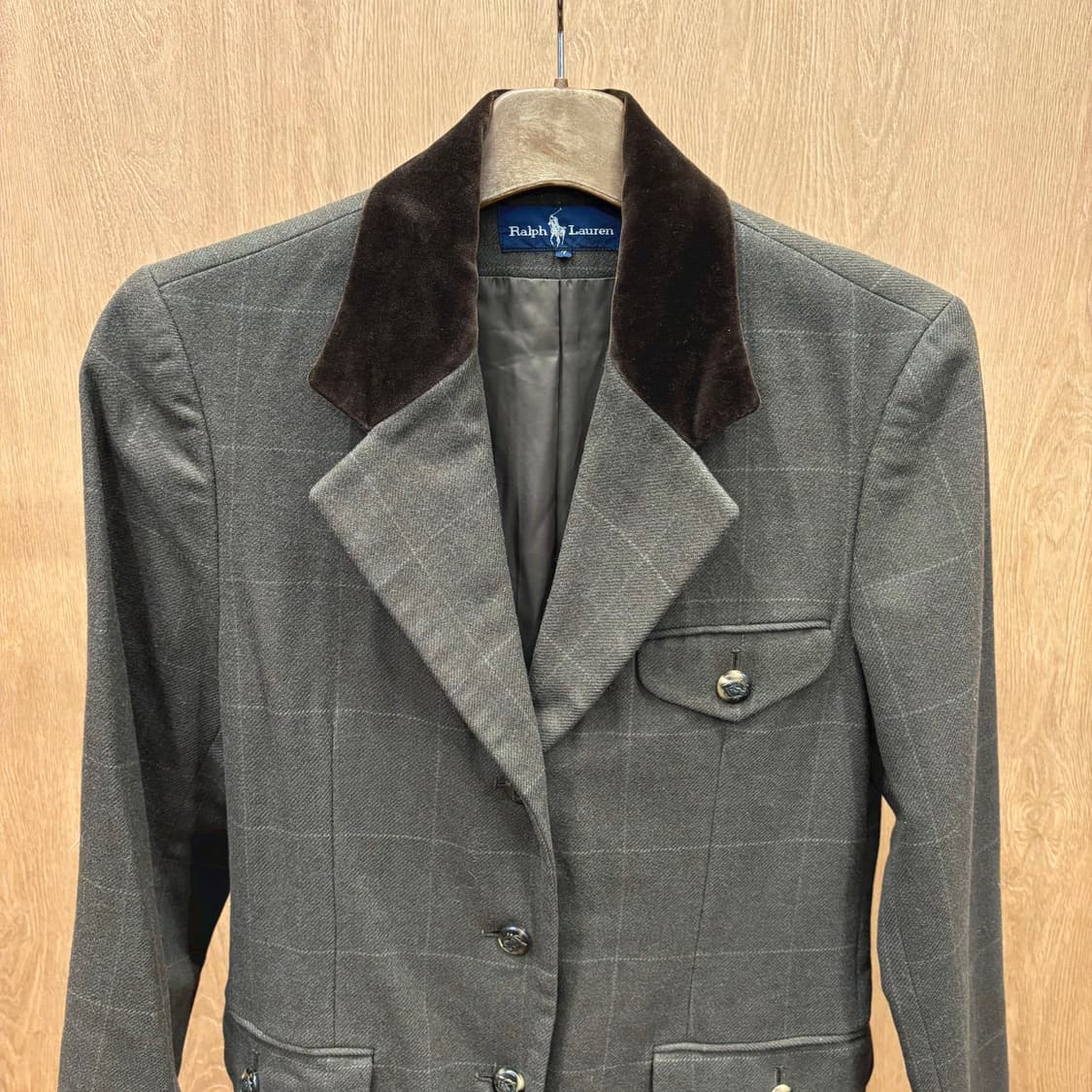 폴로 랄프로렌 체크 테일러드 자켓 싱글 버튼 벨벳 배색 디테일 브라운 상품이미지4