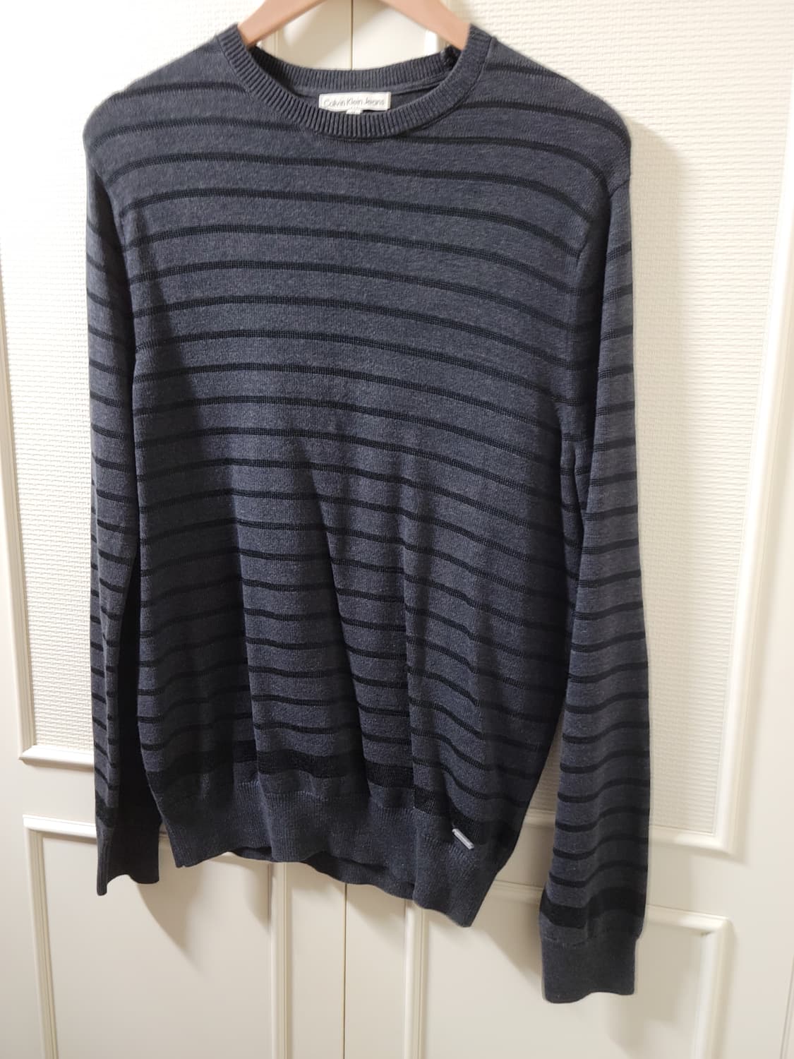 캘빈클라인 진 스트라이프 패턴 니트 M 사이즈 (남성 100) 상품이미지2