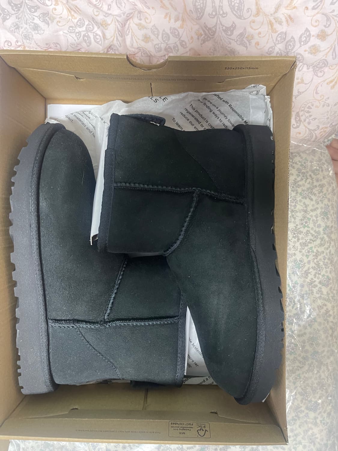 [240] W UGG 어그 클래식 미니 2 블랙 상품이미지2