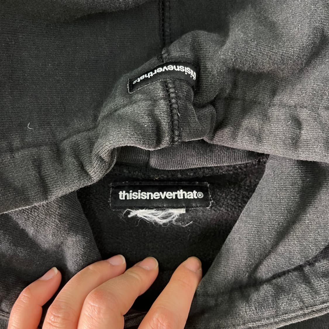 100 디스이즈네버뎃 후드티 상품이미지3