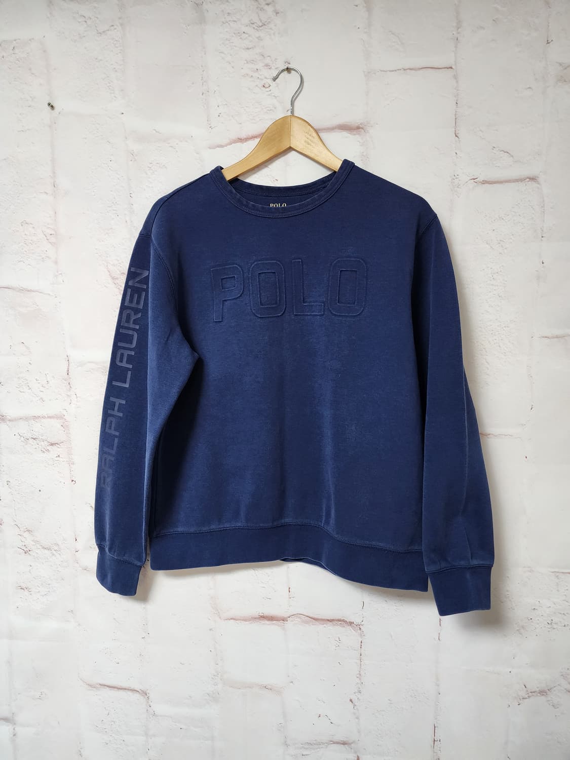 네이비 색상의 폴로 랄프로렌 맨투맨 티셔츠 상품이미지1