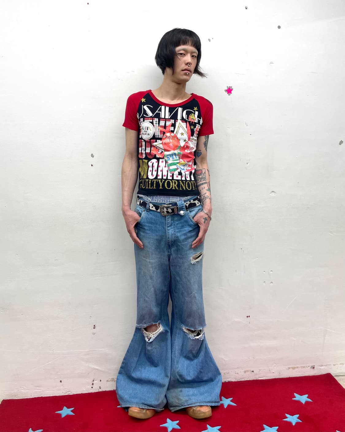 Retro Rabbit Checkered Star Red T-shirt 상품이미지7